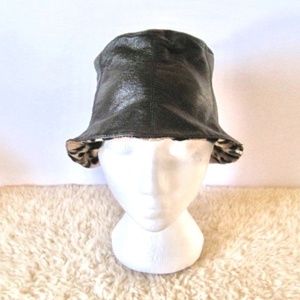 Luana Ferracuti Bucket Hat